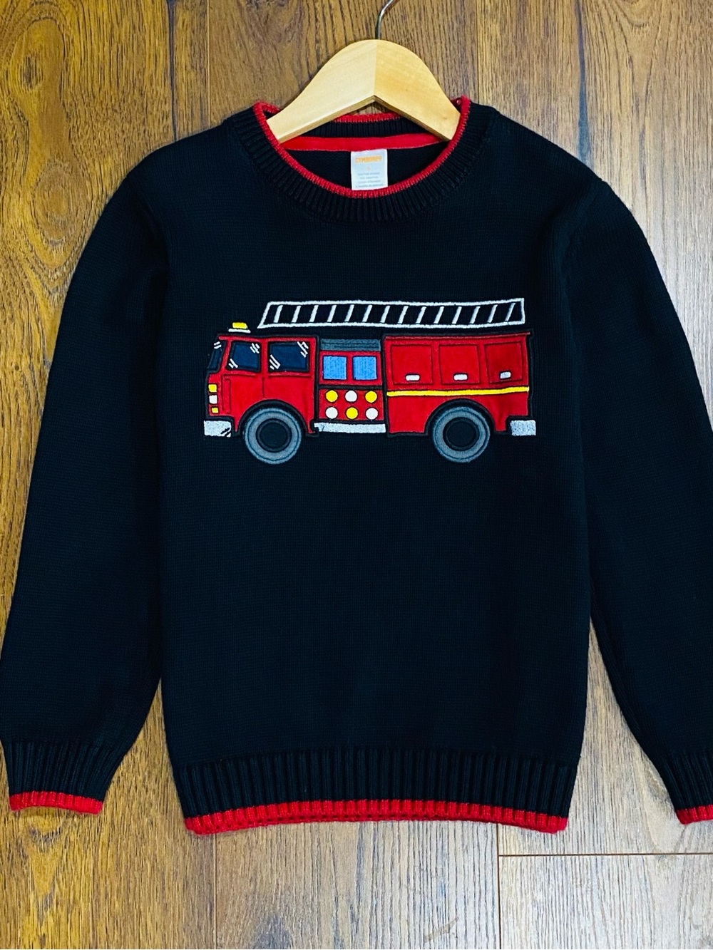 Gymboree Boys ‘Fire Chief’ Black Fire Truck Sweater Size 6 - Picture 3 of 11